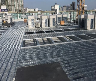 Maintenance Deck